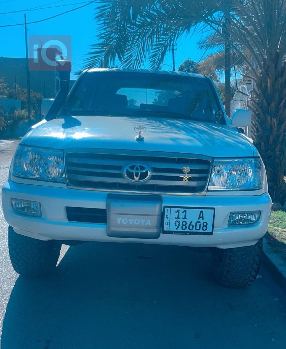 تويوتا لاندكروزر